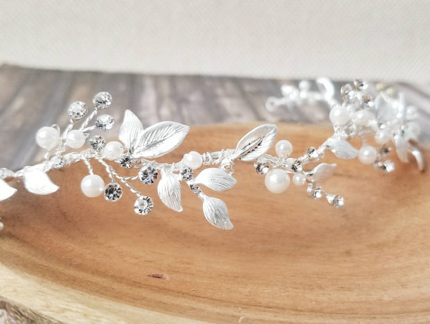 Exclusive Pearly Beaded Garland